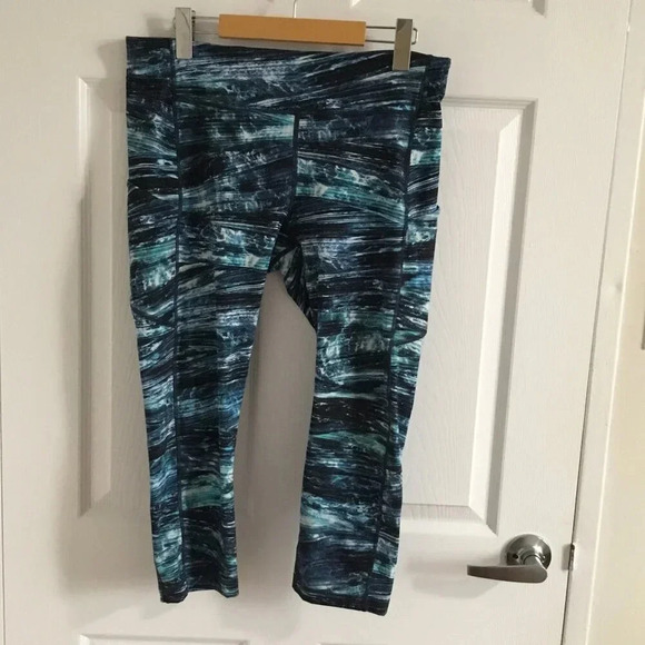 Lululemon Speed Up Crop leggings Shorelines Multi Blue lightweight  SZ 12 - Picture 2 of 16